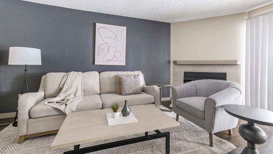 Landing Modern Apartment with Amazing Amenities (ID9879X54) Apartment in Federal Way