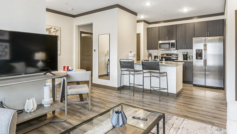Landing Modern Apartment with Amazing Amenities (ID8320X88) Apartment in Douglass Hills