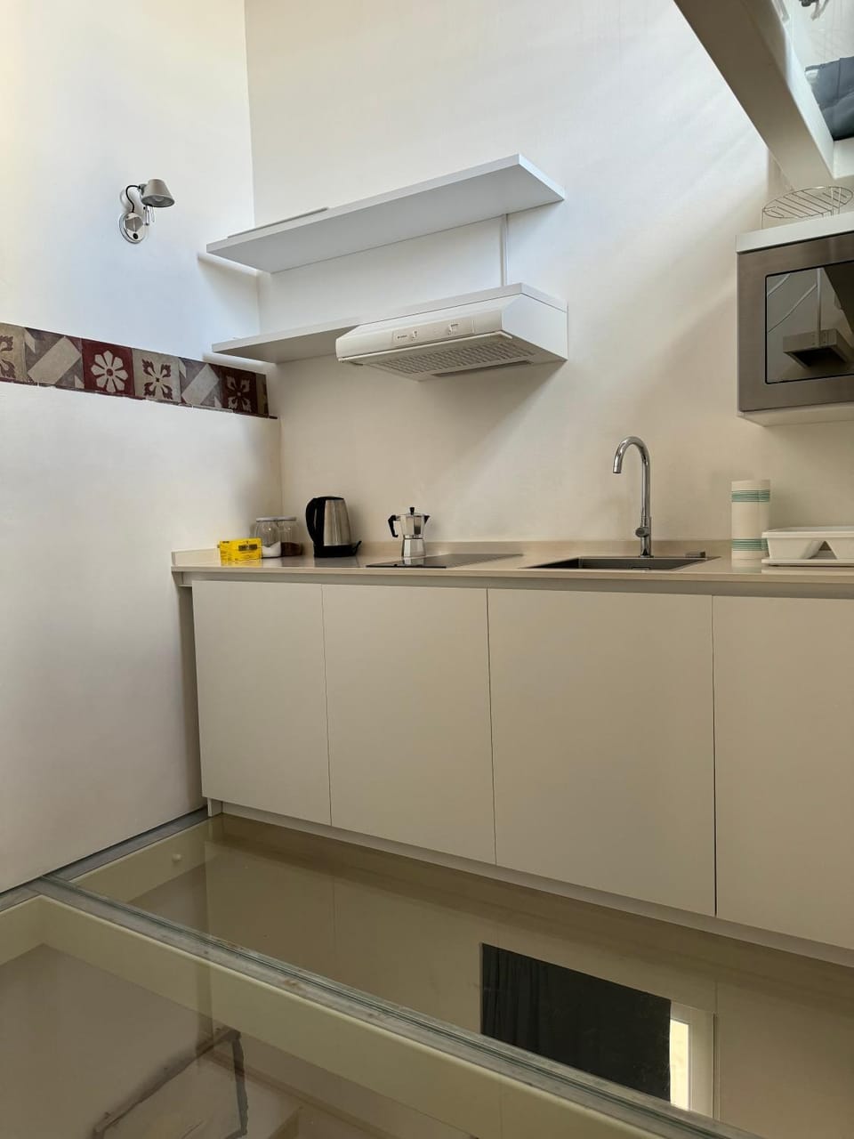 Kitchen or kitchenette