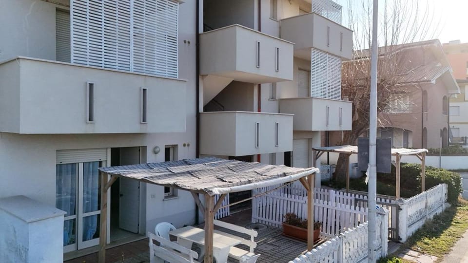F004 - Fano, trilocale con terrazzino a 30mt dal mare Apartment in Marche