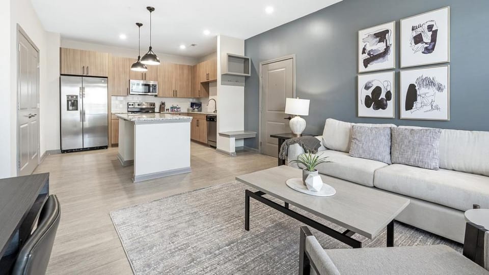Landing Modern Apartment with Amazing Amenities (ID1208X253) Apartment in Charlotte