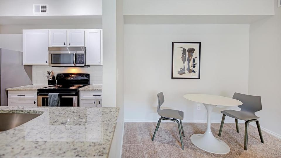 Landing Modern Apartment with Amazing Amenities (ID5315) Apartment in Fort Worth