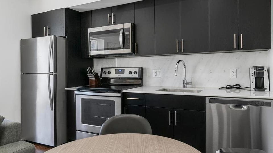 Landing Modern Apartment with Amazing Amenities (ID8429X99) Apartment in Baltimore