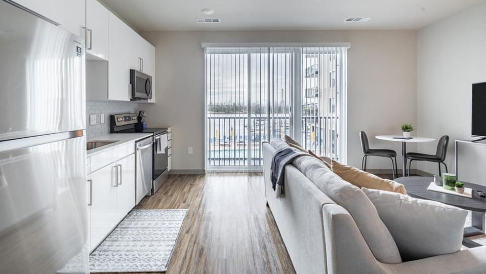 Landing Modern Apartment with Amazing Amenities (ID6831X95) Apartment in Wilmington