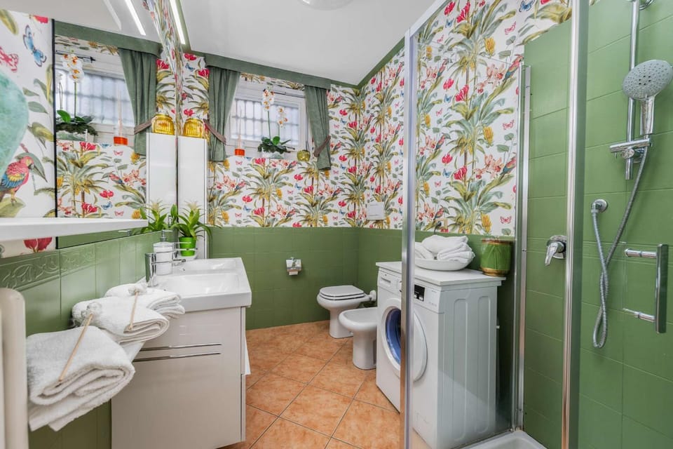 Shower, Toilet, Bathroom, bidet, towels, washing machine