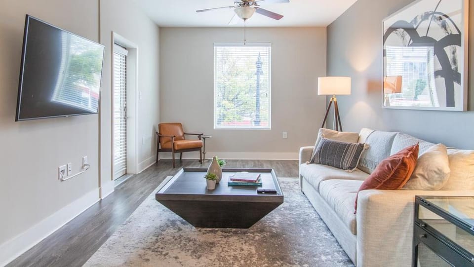 Landing Modern Apartment with Amazing Amenities (ID248) Apartment in Birmingham