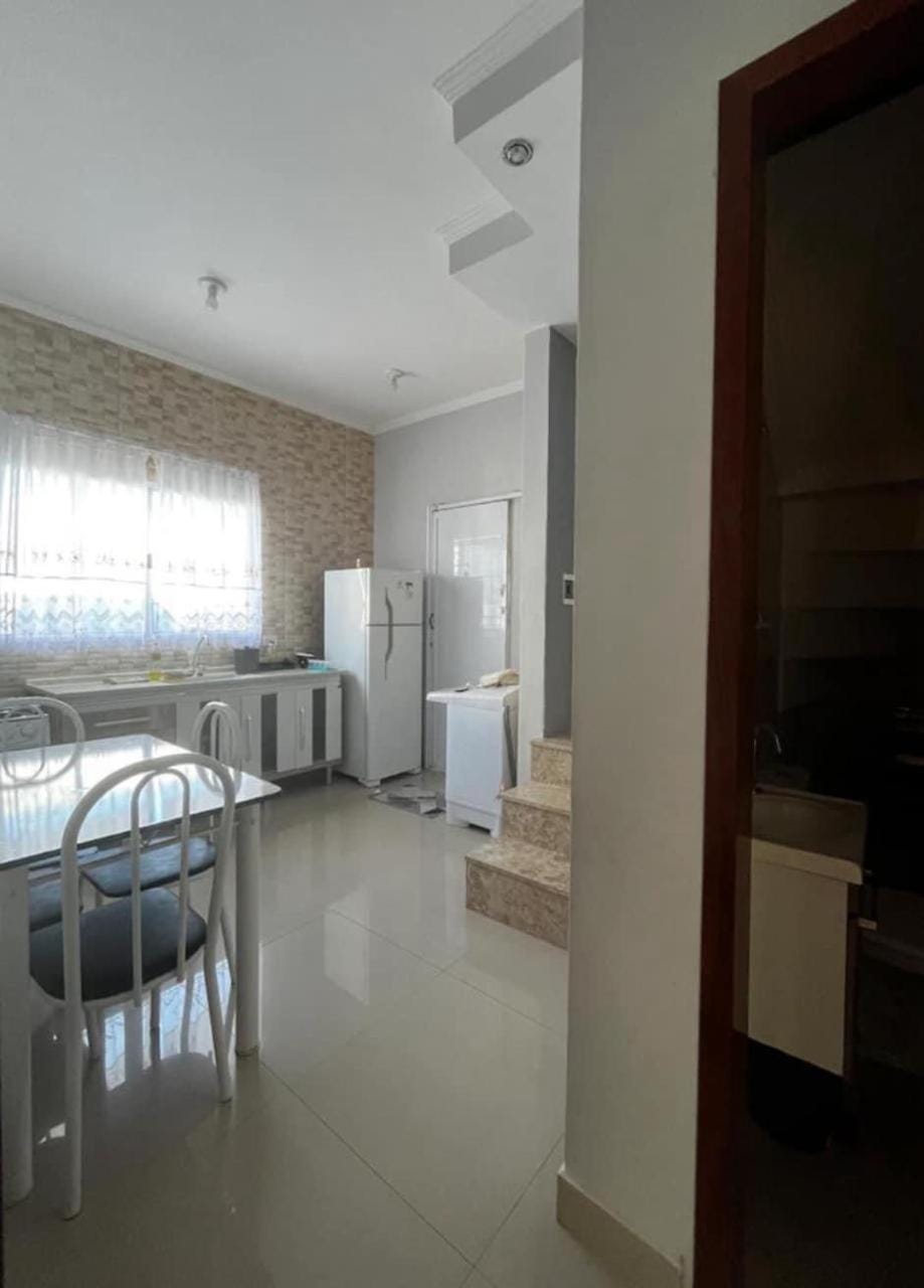 casa com piscina House in Caraguatatuba