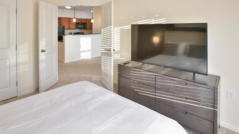 Landing Modern Apartment with Amazing Amenities (ID6918X34) Apartment in Fort Wayne