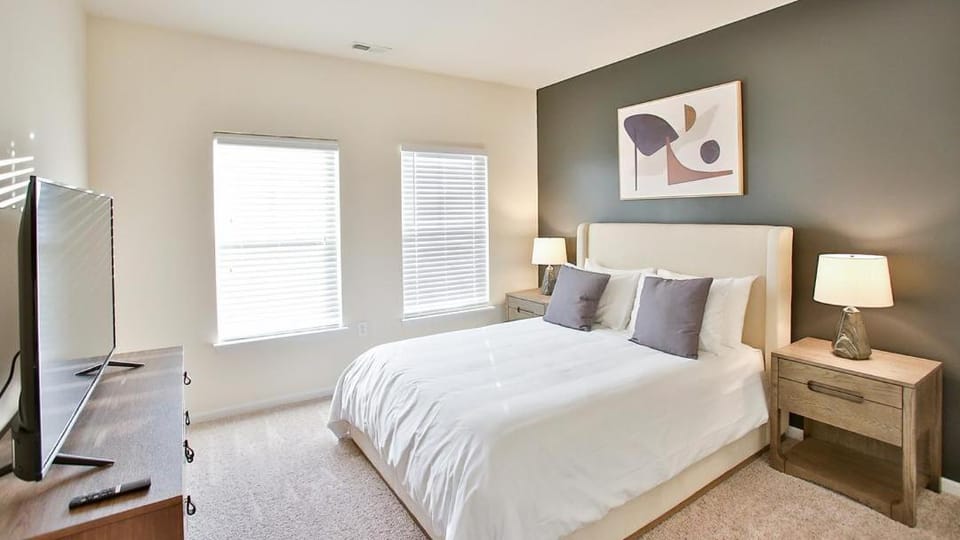 Landing Modern Apartment with Amazing Amenities (ID6918X34) Apartment in Fort Wayne