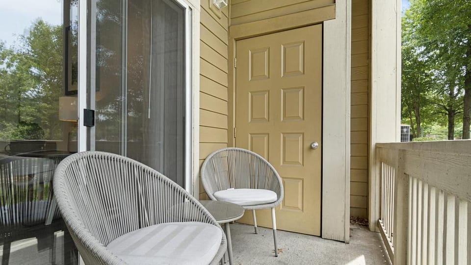 Landing Modern Apartment with Amazing Amenities (ID7306) Apartment in Durham