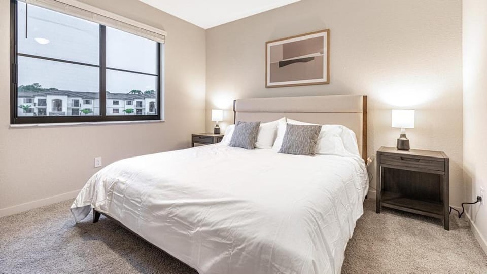 Landing Modern Apartment with Amazing Amenities (ID7457X29) Apartment in Lee County