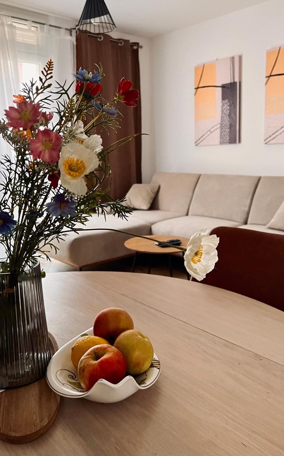 Living room, Seating area, Dining area