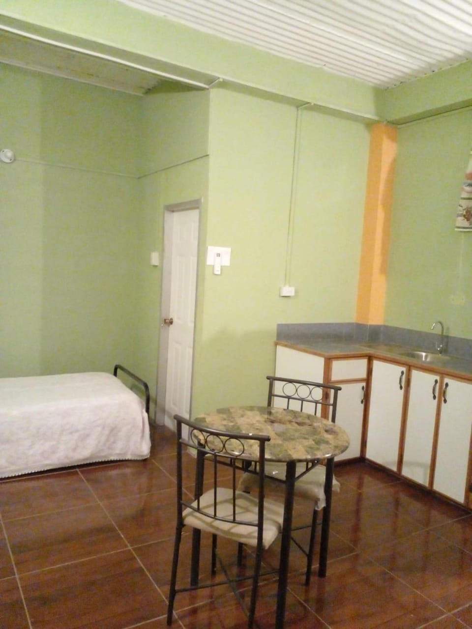 OverNite Comfort Apartment in Trinidad and Tobago