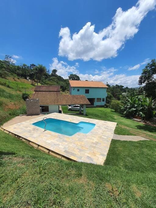 Chácara ( Dona Juju) super confortável em Igarata/SP! House in State of São Paulo