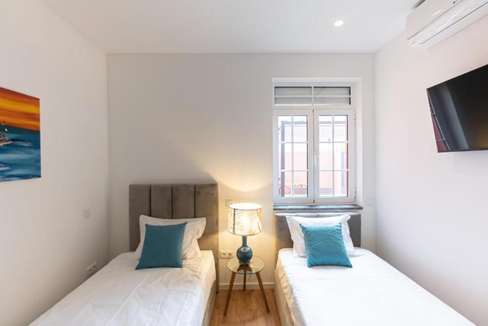 Property building, Living room, Bedroom