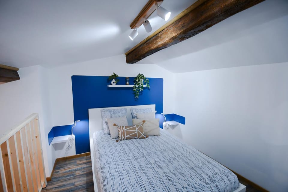 La Kalipso H24, Atypique,Por,Plage,Fibre,Netflix Apartment in La Seyne-sur-Mer