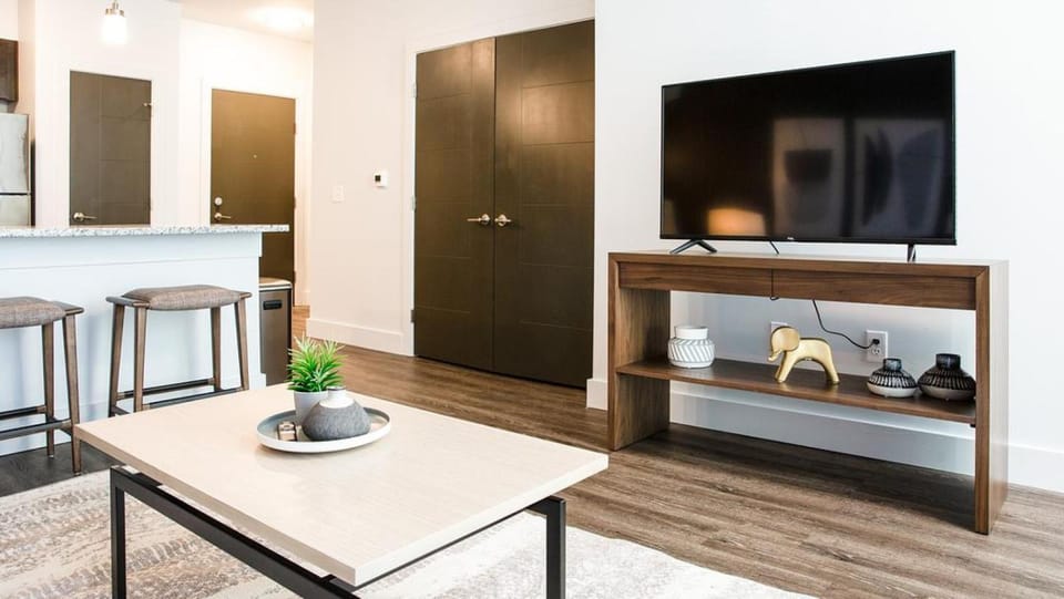 Landing Modern Apartment with Amazing Amenities (ID8757X62) Apartment in Indianapolis