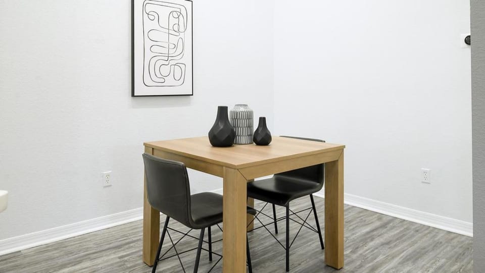 Landing Modern Apartment with Amazing Amenities (ID4919X60) Apartment in Orlando