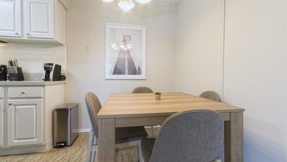 Landing Modern Apartment with Amazing Amenities (ID8470X13) Apartment in St Petersburg