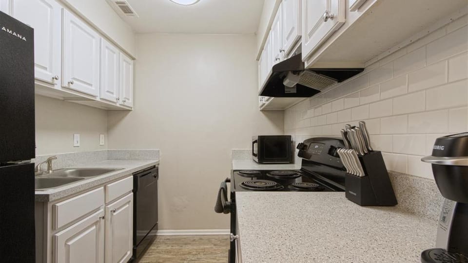 Landing Modern Apartment with Amazing Amenities (ID8470X13) Apartment in St Petersburg