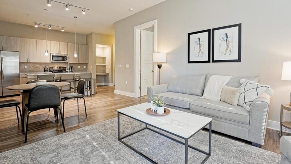 Landing Modern Apartment with Amazing Amenities (ID3527) Apartment in Stono River