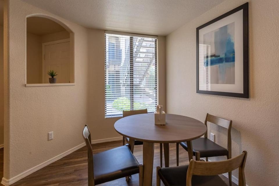 Landing Modern Apartment with Amazing Amenities (ID5140X6) Apartment in Gilbert