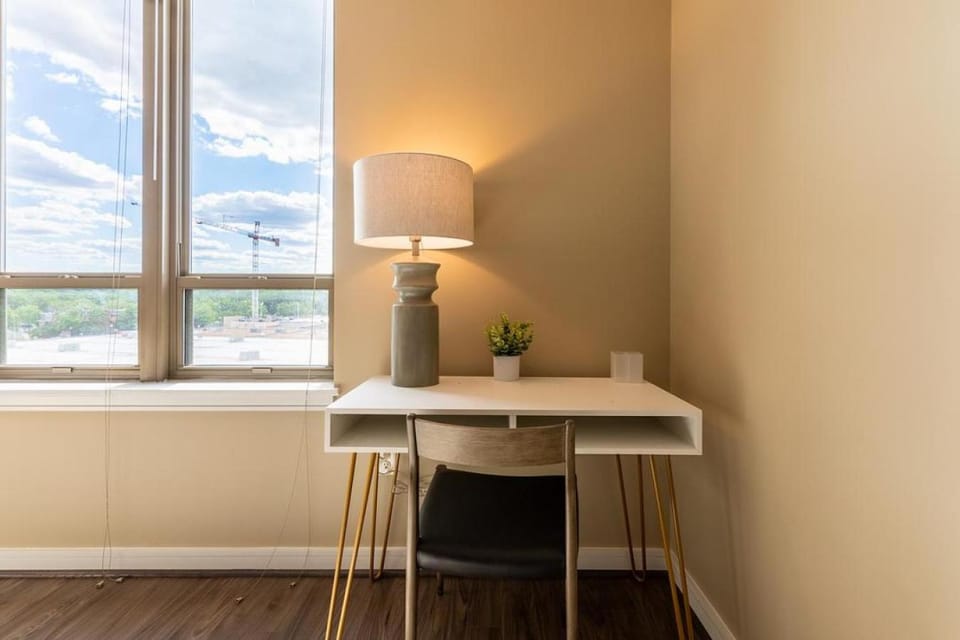 Landing Modern Apartment with Amazing Amenities (ID1148) Apartment in Crystal City