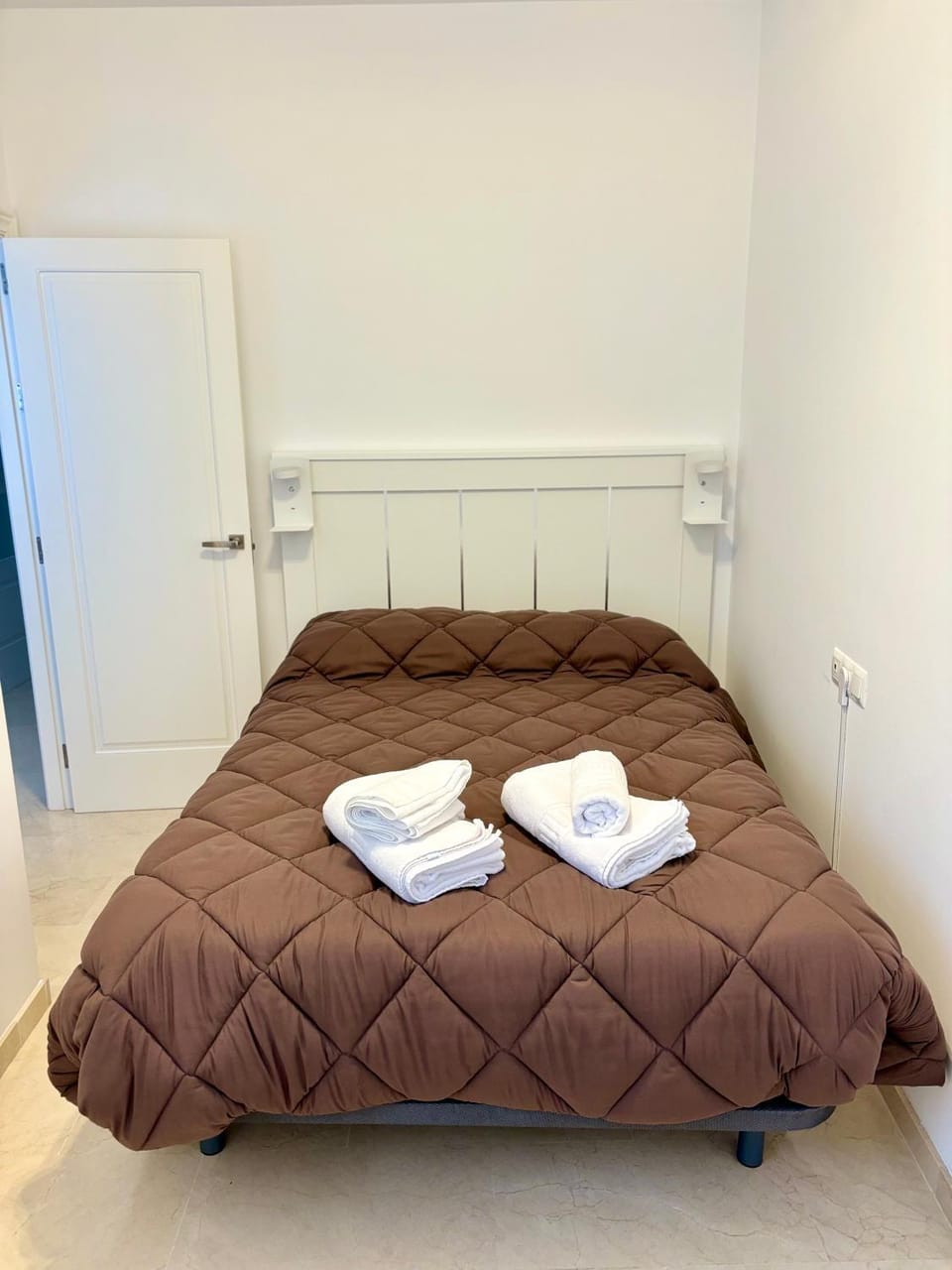 Bed, Photo of the whole room, Bedroom, towels, wardrobe