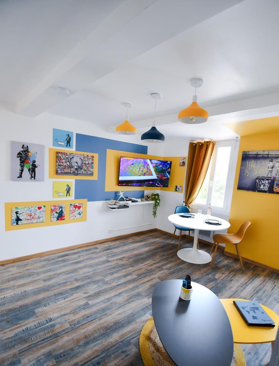 Le Banksy Apartment in La Seyne-sur-Mer