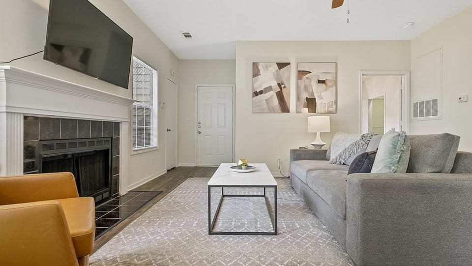 Landing Modern Apartment with Amazing Amenities (ID5575X13) Apartment in Winston-Salem