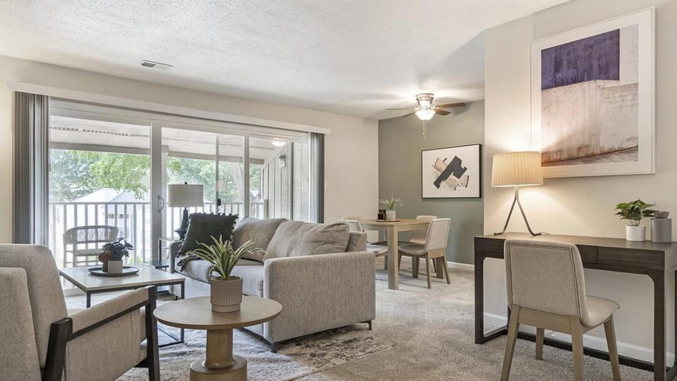 Landing Modern Apartment with Amazing Amenities (ID9190X83) Apartment in Raleigh