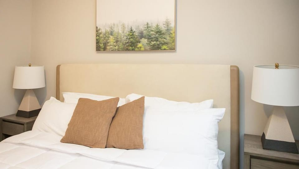 Landing Modern Apartment with Amazing Amenities (ID7213X57) Apartment in Baton Rouge