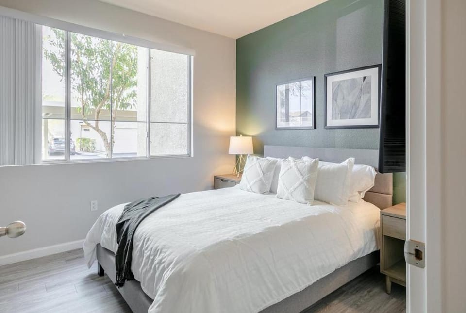 Landing Modern Apartment with Amazing Amenities (ID4278) Apartment in New River