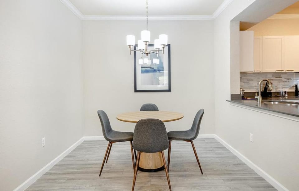 Landing Modern Apartment with Amazing Amenities (ID4278) Apartment in New River