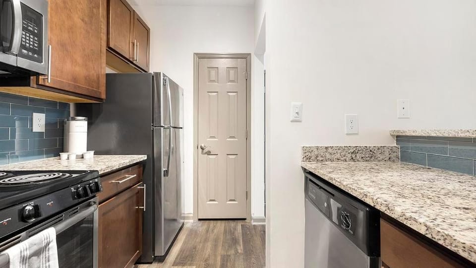 Landing Modern Apartment with Amazing Amenities (ID5620X67) Apartment in North Druid Hills