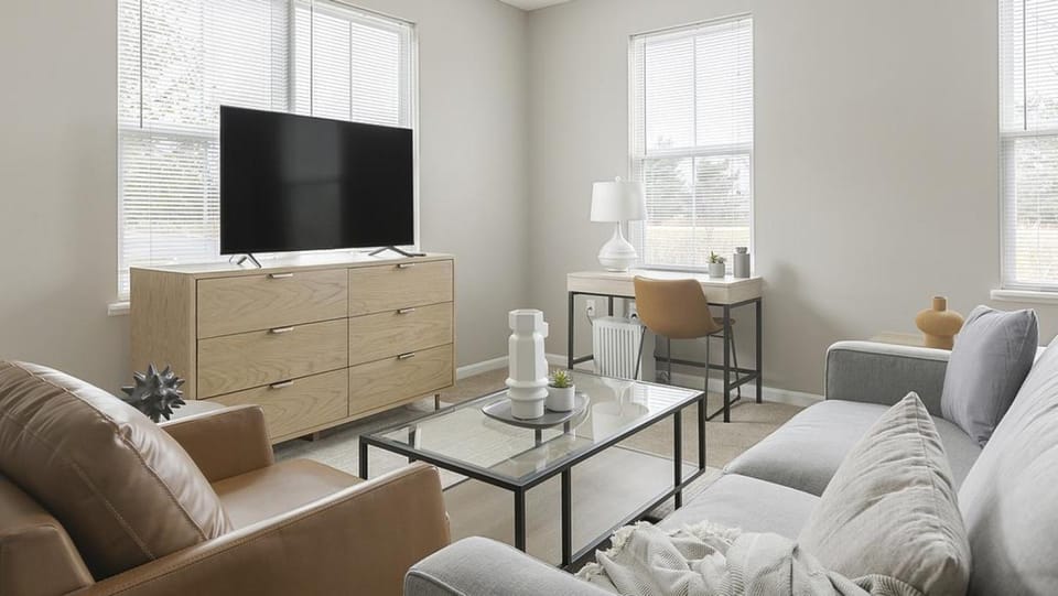 Landing Modern Apartment with Amazing Amenities (ID1190X393) Apartment in Ohio