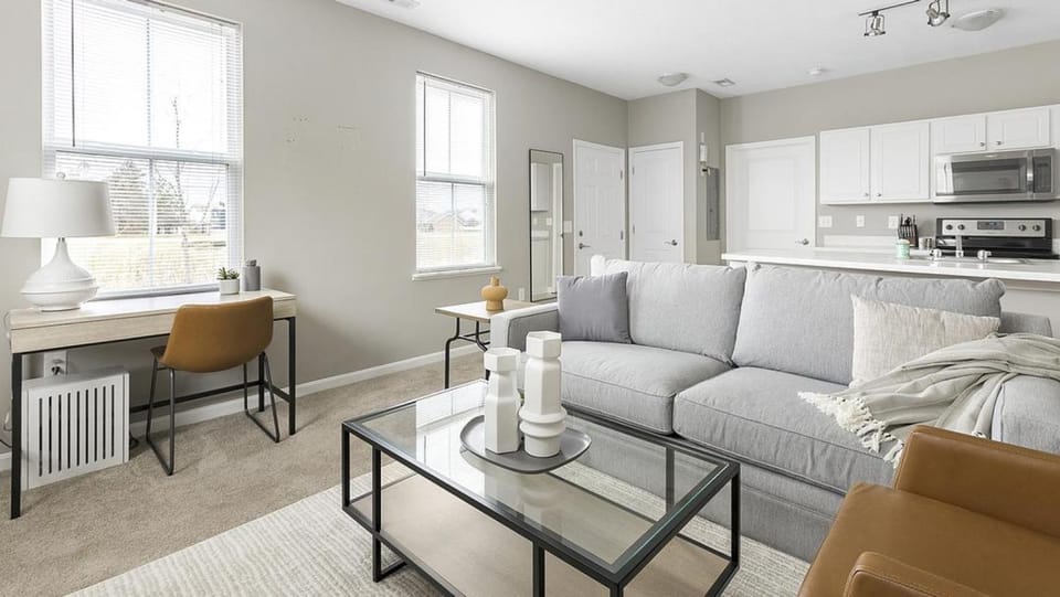 Landing Modern Apartment with Amazing Amenities (ID1190X393) Apartment in Ohio