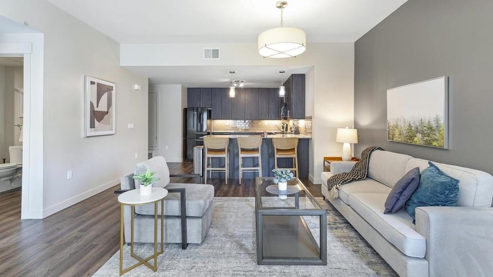 Landing Modern Apartment with Amazing Amenities (ID6640) Apartment in Sandy