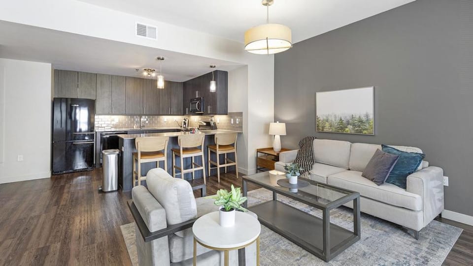 Landing Modern Apartment with Amazing Amenities (ID6640) Apartment in Sandy