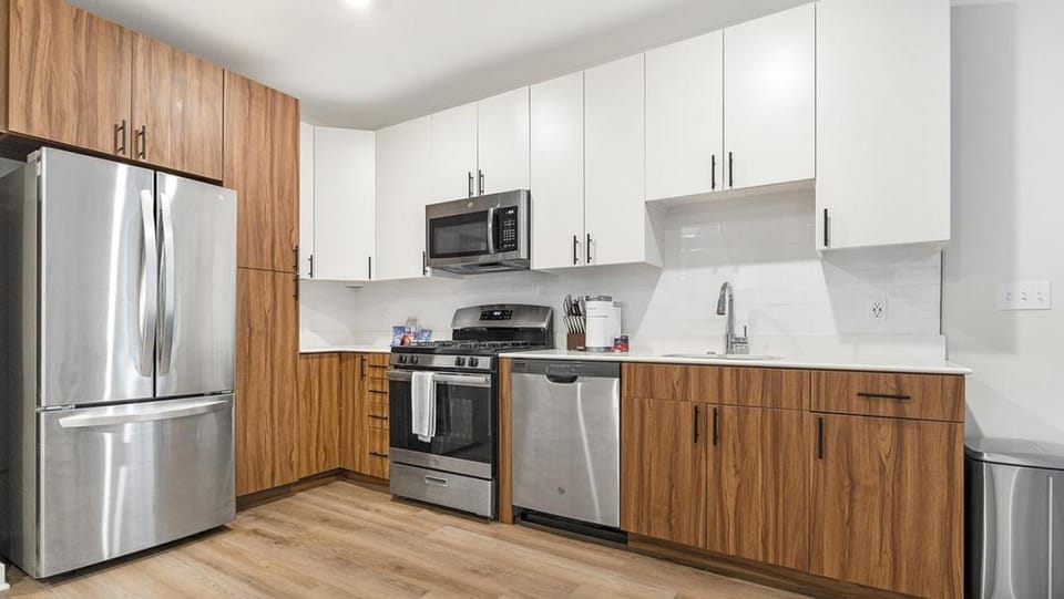 Landing Modern Apartment with Amazing Amenities (ID1971X10) Apartment in Bala Cynwyd