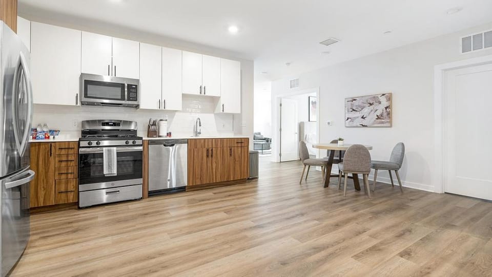 Landing Modern Apartment with Amazing Amenities (ID1971X10) Apartment in Bala Cynwyd