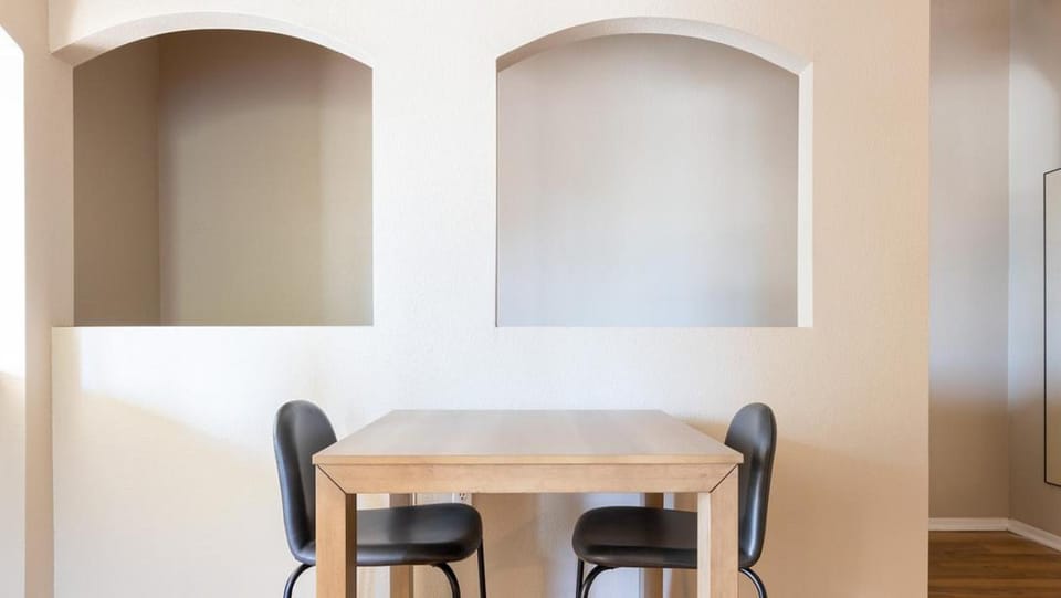 Landing Modern Apartment with Amazing Amenities (ID7560X57) Apartment in Chandler