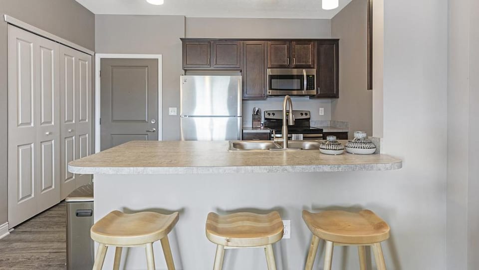 Landing Modern Apartment with Amazing Amenities (ID7281X99) Apartment in Hilliard
