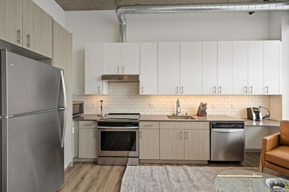 Landing Modern Apartment with Amazing Amenities (ID3794X39) Apartment in Kent