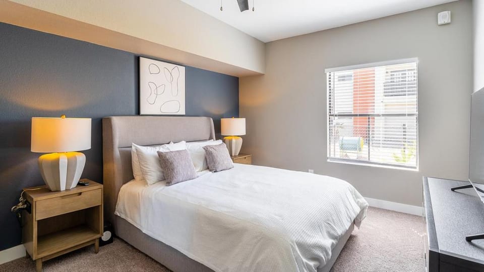 Landing Modern Apartment with Amazing Amenities (ID9204X65) Apartment in Las Vegas