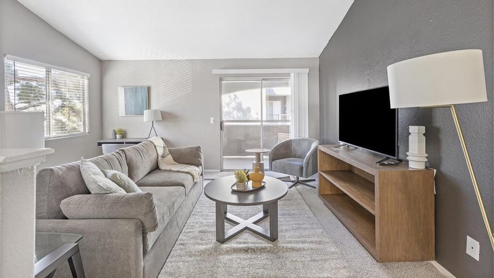 Landing Modern Apartment with Amazing Amenities (ID1009X961) Apartment in Paradise