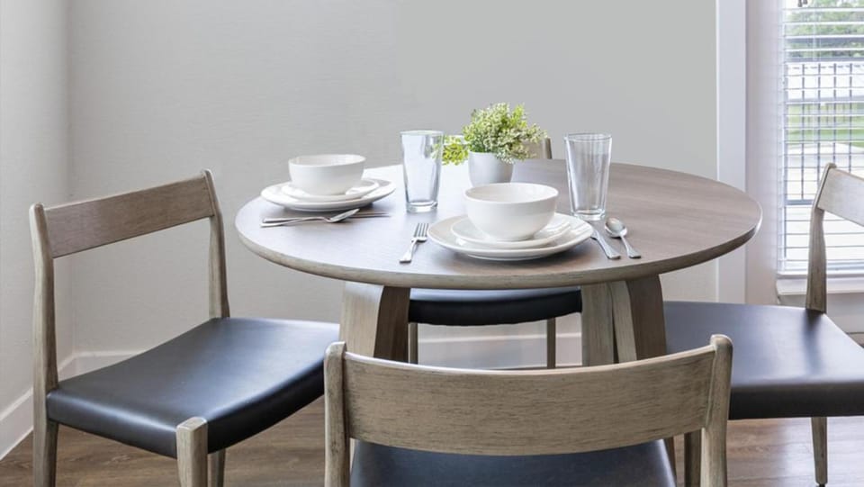 Landing Modern Apartment with Amazing Amenities (ID5359X51) Apartment in Lake Austin