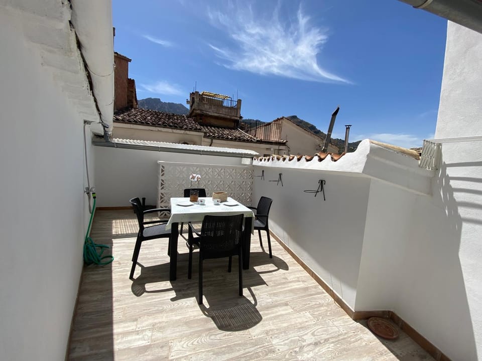 Inner courtyard view