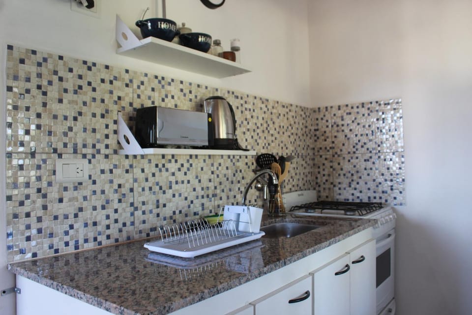 Coffee/tea facilities, Kitchen or kitchenette