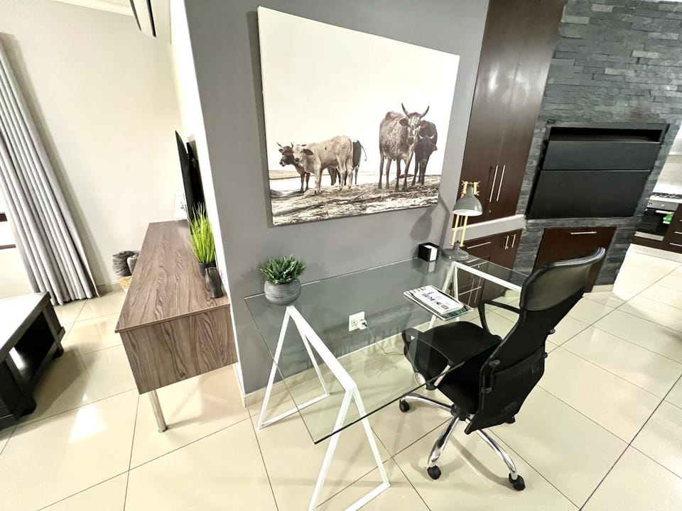 Crossroads Luxury Accommodation House in Namibia